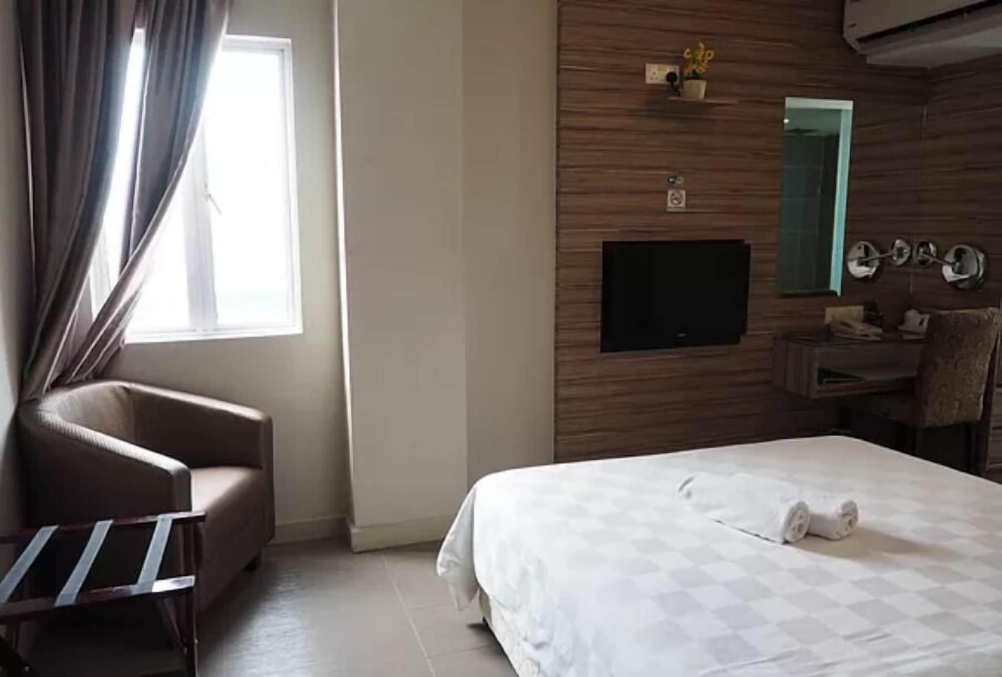 Mornington Hotel Medan Ipoh Bagian luar foto
