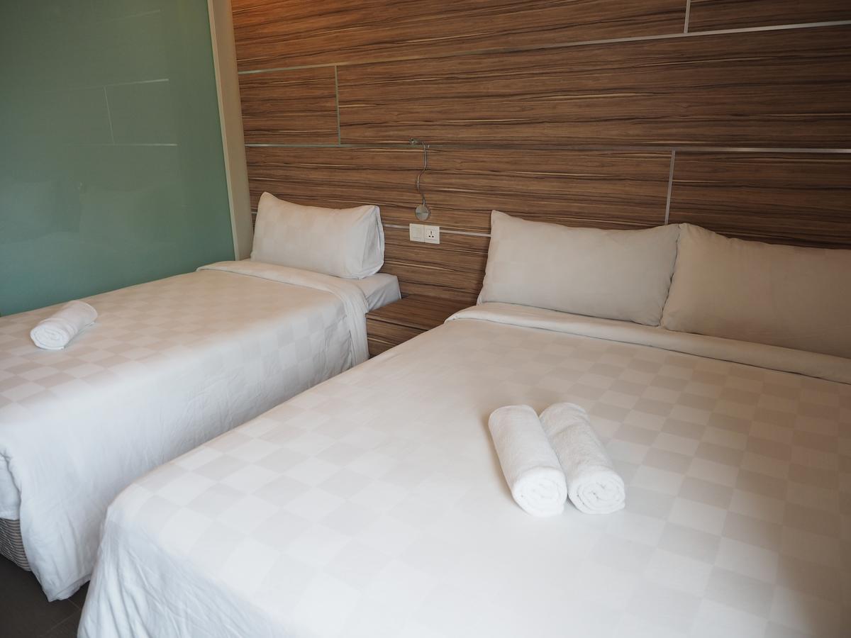 Mornington Hotel Medan Ipoh Bagian luar foto