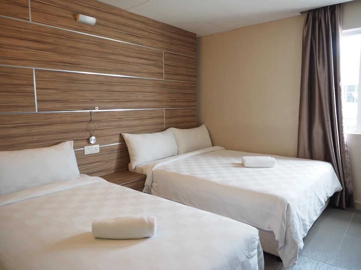 Mornington Hotel Medan Ipoh Bagian luar foto